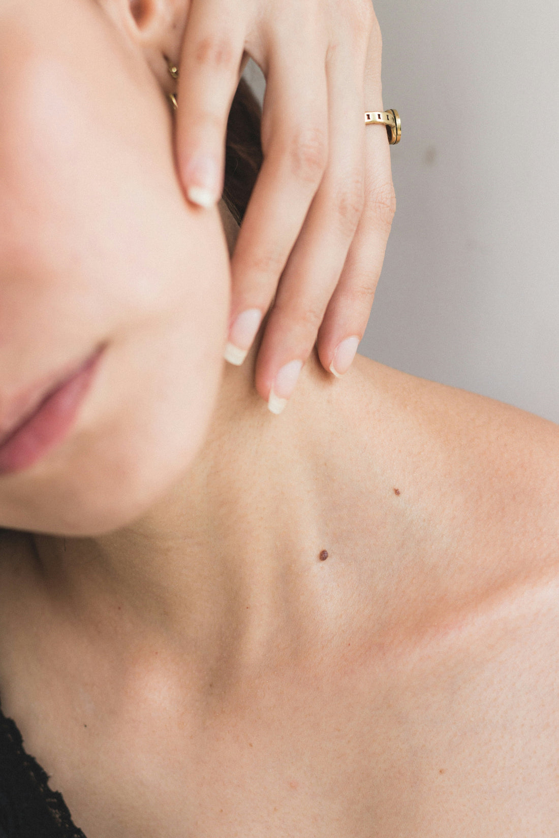 The Best Time to Take Collagen (Morning or Night?)